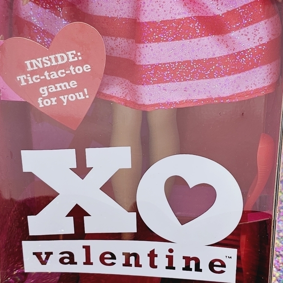 Vintage 2002 Barbie XO Valentine Doll - Picture 5 of 8